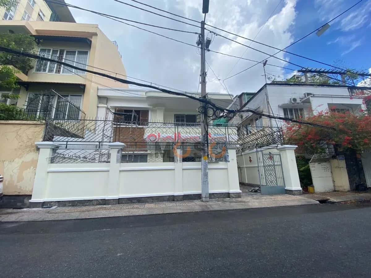 Cho thuê nhà hẻm Bà Huyện Thanh Quan Quận 3, TP.HCM – giá 130 triệu