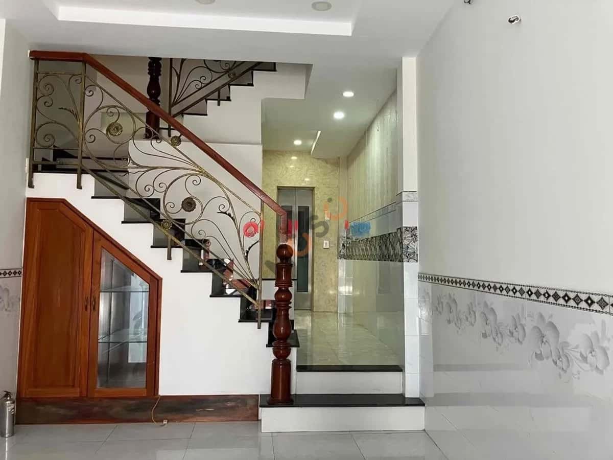 Cho thuê văn phòng Cộng Hoà Tân Bình, TP.HCM – 6 phòng ngủ, giá 25 triệu