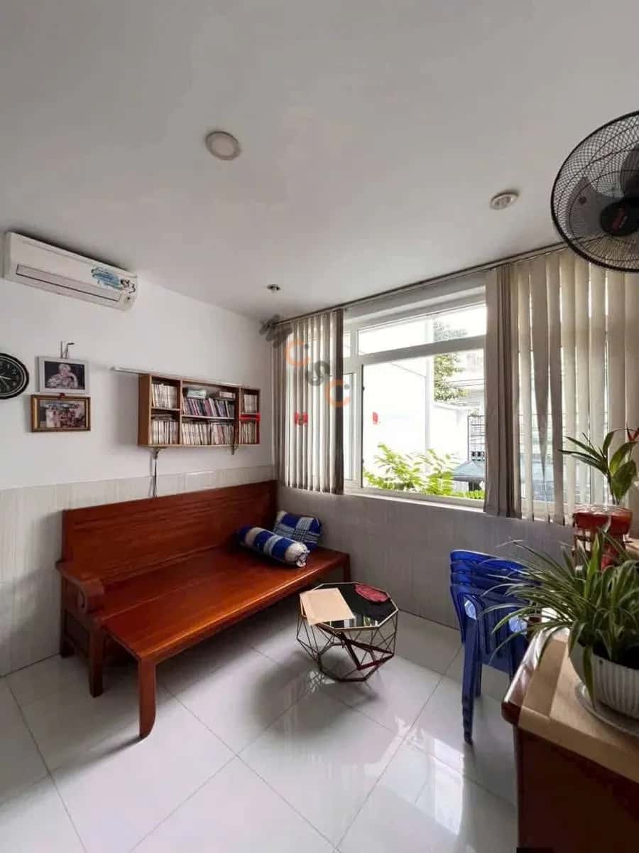 Cho thuê nhà hẻm Hoàng Ngọc Phách Tân Phú, TP.HCM – 10 phòng ngủ, giá 69 triệu — Hình 3