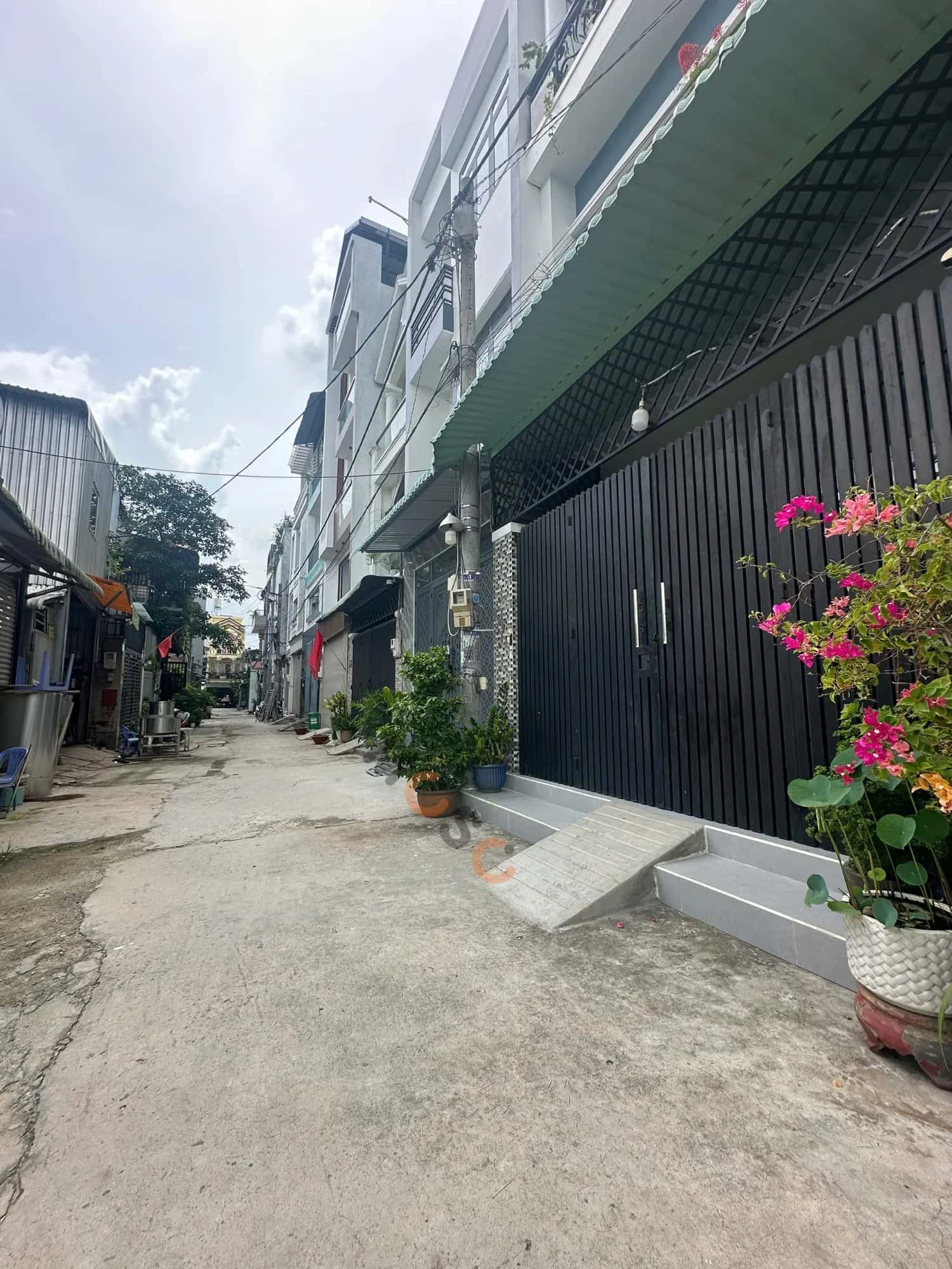 Bán nhà hẻm Thạnh Xuân 22 Quận 12, TP.HCM – 4 phòng ngủ, giá 5.3 tỷ — Hình 3 Bán nhà hẻm Thạnh Xuân 22 Quận 12, TP.HCM – 4 phòng ngủ, giá 5.3 tỷ — Hình 3