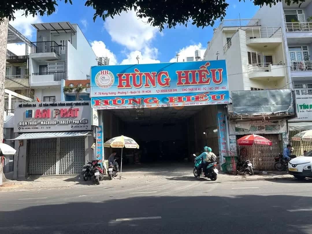 Bán nhà mặt tiền Hùng Vương Quận 10, TP.HCM – 1 phòng ngủ, giá 46.5 tỷ Bán nhà mặt tiền Hùng Vương Quận 10, TP.HCM – 1 phòng ngủ, giá 46.5 tỷ