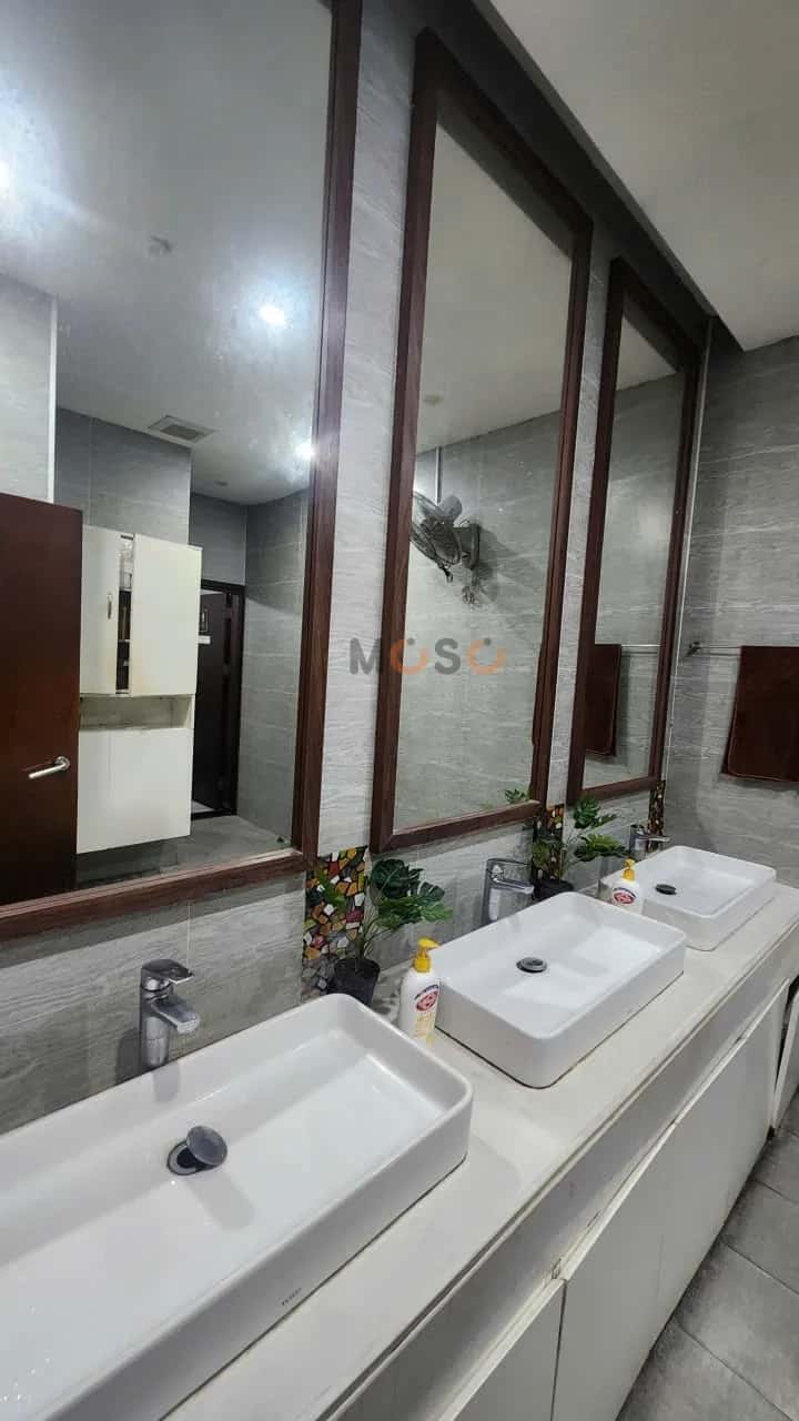 Cho thuê nhà mặt tiền Ba Đình, Hà Nội – giá 200 triệu Cho thuê nhà mặt tiền Ba Đình, Hà Nội – giá 200 triệu