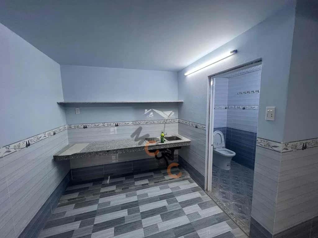 Cho thuê nhà hẻm Đường Đoàn Nguyễn Tuấn Huyện Bình Chánh, TP.HCM – giá 2.5 triệu — Hình 2 Cho thuê nhà hẻm Đường Đoàn Nguyễn Tuấn Huyện Bình Chánh, TP.HCM – giá 2.5 triệu — Hình 2
