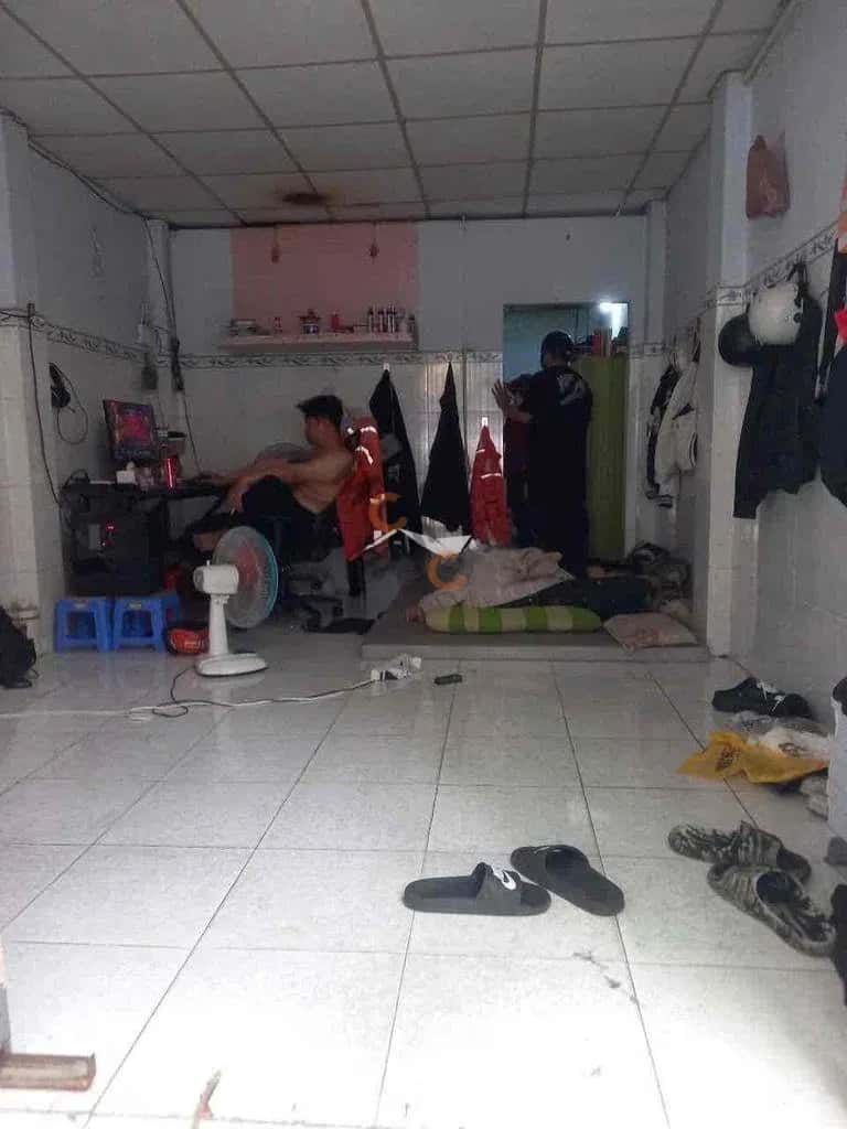 Cho thuê nhà hẻm Tây Thạnh Tân Phú, TP.HCM – giá 6 triệu — Hình 2 Cho thuê nhà hẻm Tây Thạnh Tân Phú, TP.HCM – giá 6 triệu — Hình 2