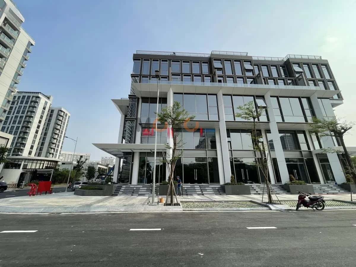 Cho thuê nhà mặt tiền Nguyễn Lương Bằng Quận 7, TP.HCM – giá 250 triệu — Hình 2