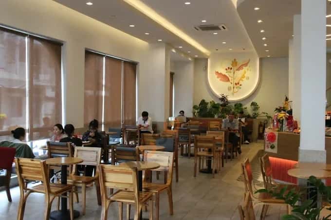 Bán nhà mặt tiền Độc Lập Quận Tân Phú, TP.HCM – 3 phòng ngủ, giá 38 tỷ — Hình 3 Bán nhà mặt tiền Độc Lập Quận Tân Phú, TP.HCM – 3 phòng ngủ, giá 38 tỷ — Hình 3