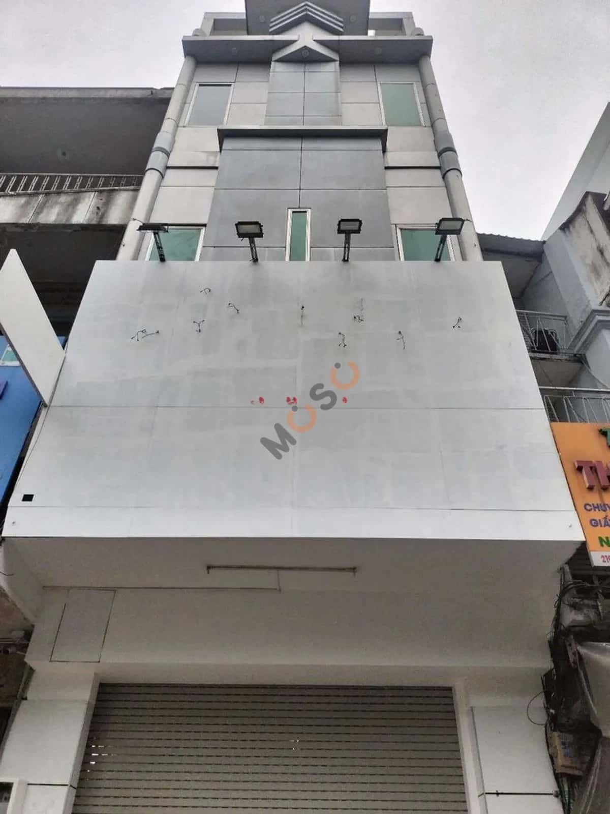 Cho thuê nhà mặt tiền Hải Thượng Lãn Ông Quận 5, TP.HCM – 5 phòng ngủ, giá 70 triệu — Hình 2