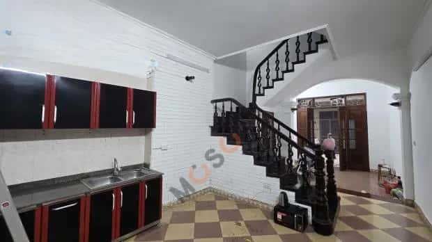 Cho thuê nhà hẻm Xuân La Tây Hồ, Hà Nội – 4 phòng ngủ, giá 16.5 triệu — Hình 2