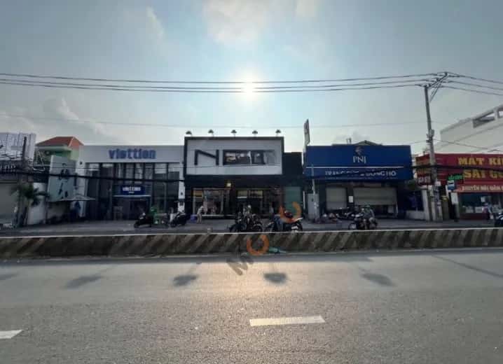 Cho thuê nhà mặt tiền Huỳnh Tấn Phát Quận 7, TP.HCM – giá 195 triệu