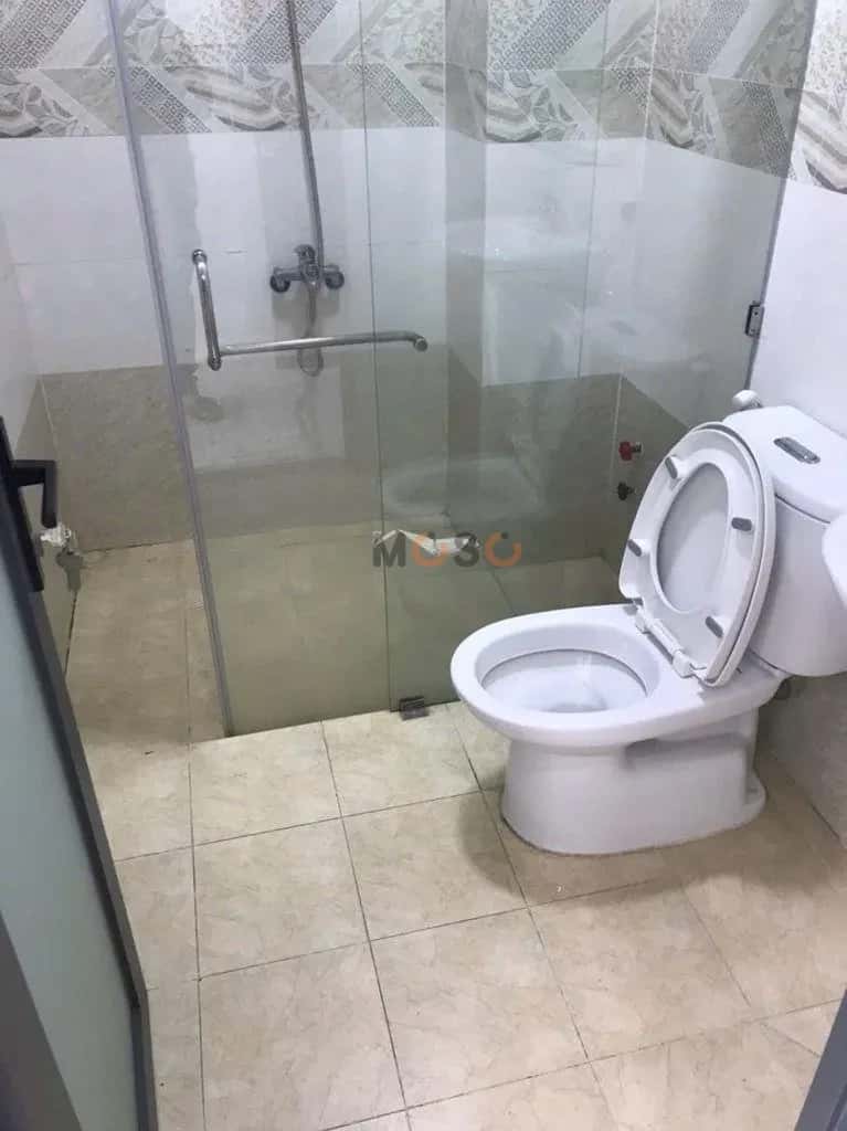 Cho thuê nhà hẻm đường số, MT nội bộ BÌNH PHÚ , Khu Bình Phú 1 Quận 6, TP.HCM – 6 phòng ngủ, giá 20 triệu — Hình 3