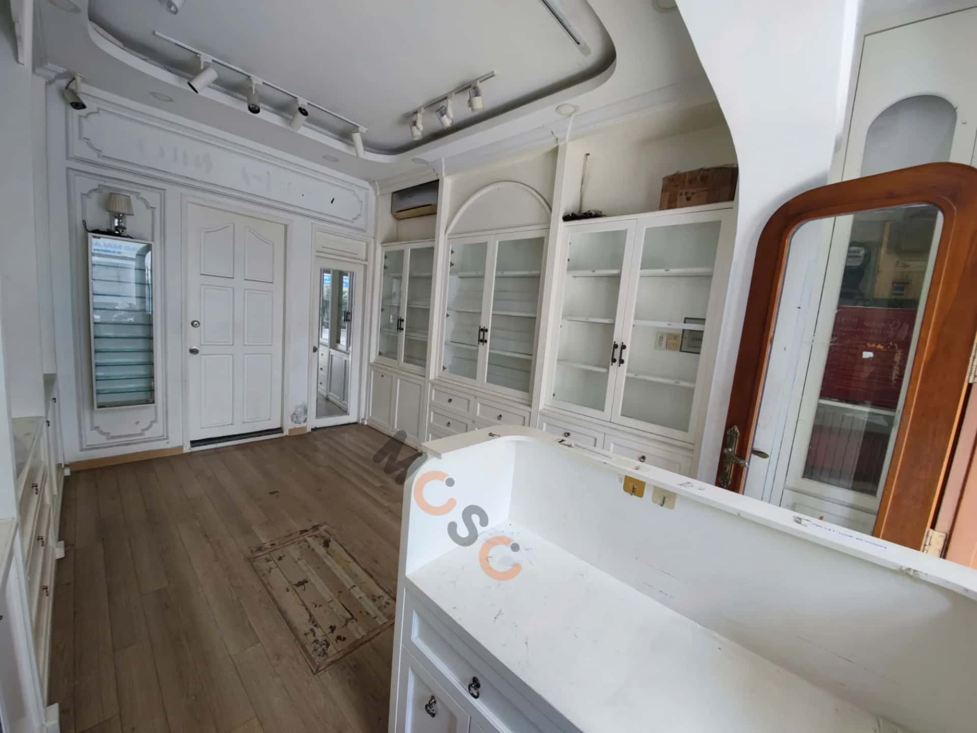 Cho thuê nhà mặt tiền Huỳnh Văn Bánh Quận Phú Nhuận, TP.HCM – giá 10 triệu — Hình 3