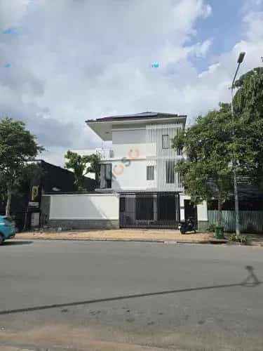 Cho thuê nhà hẻm Lê Hữu Kiều Quận 2, TP.HCM – 9 phòng ngủ, giá 234 triệu