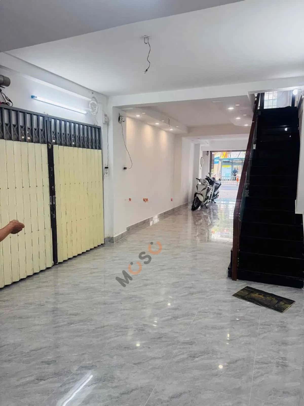 Cho thuê nhà mặt tiền Nguyễn Thị Minh Khai Quận 3, TP.HCM – giá 50 triệu — Hình 2