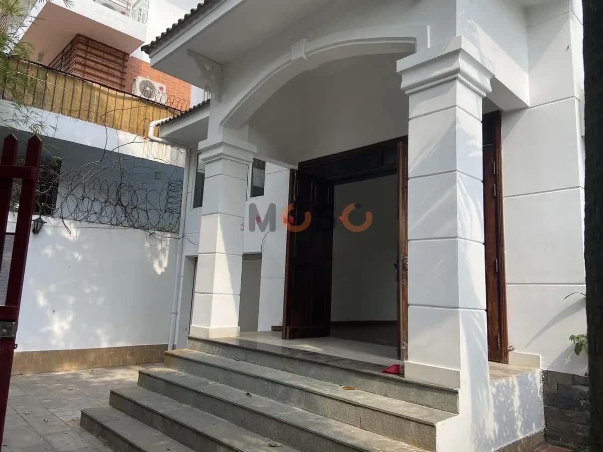 Cho thuê nhà hẻm Nguyễn Văn Hưởng Quận 2, TP.HCM – 5 phòng ngủ, giá 79 triệu — Hình 3