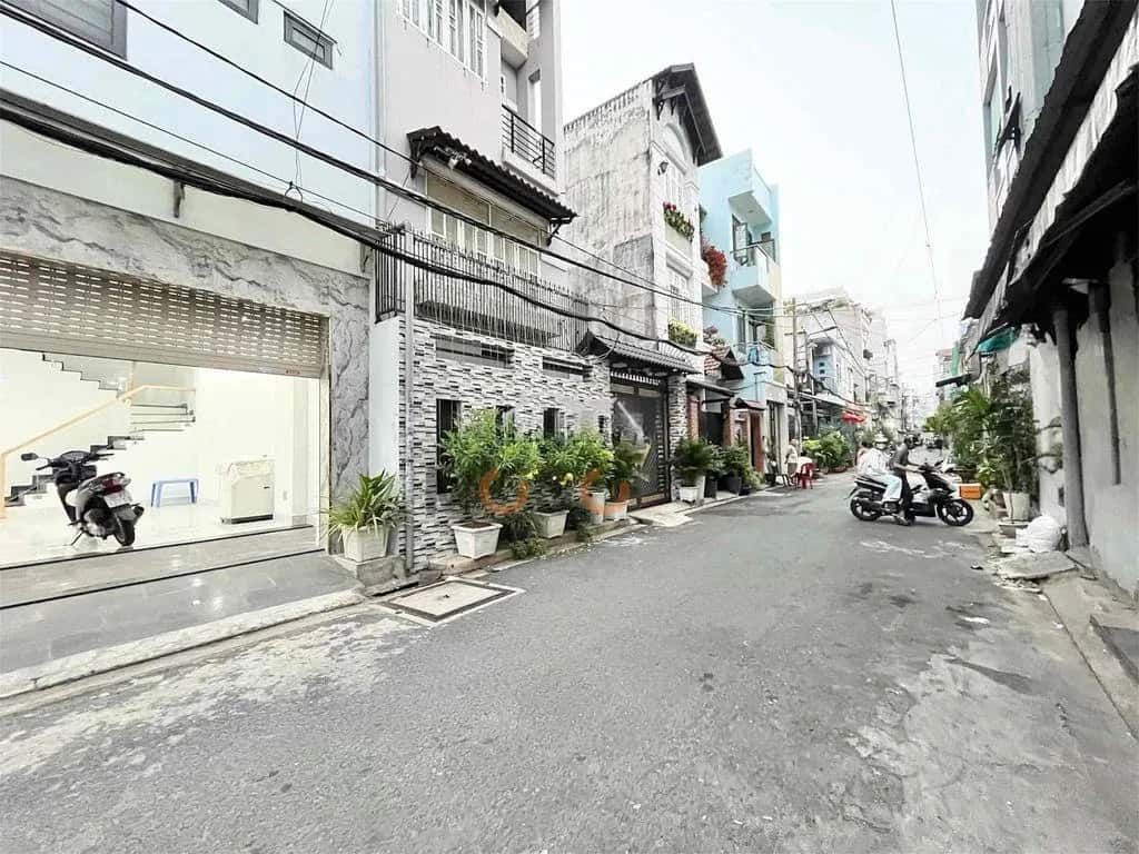 Cho thuê nhà mặt tiền Khuông Việt Tân Phú, TP.HCM – 5 phòng ngủ, giá 35 triệu — Hình 3