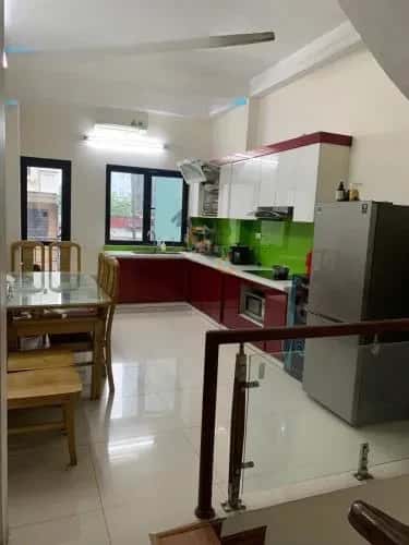 Cho thuê nhà hẻm Hoàng Đạo Thành Quận Thanh Xuân, Hà Nội – 3 phòng ngủ, giá 14 triệu — Hình 2