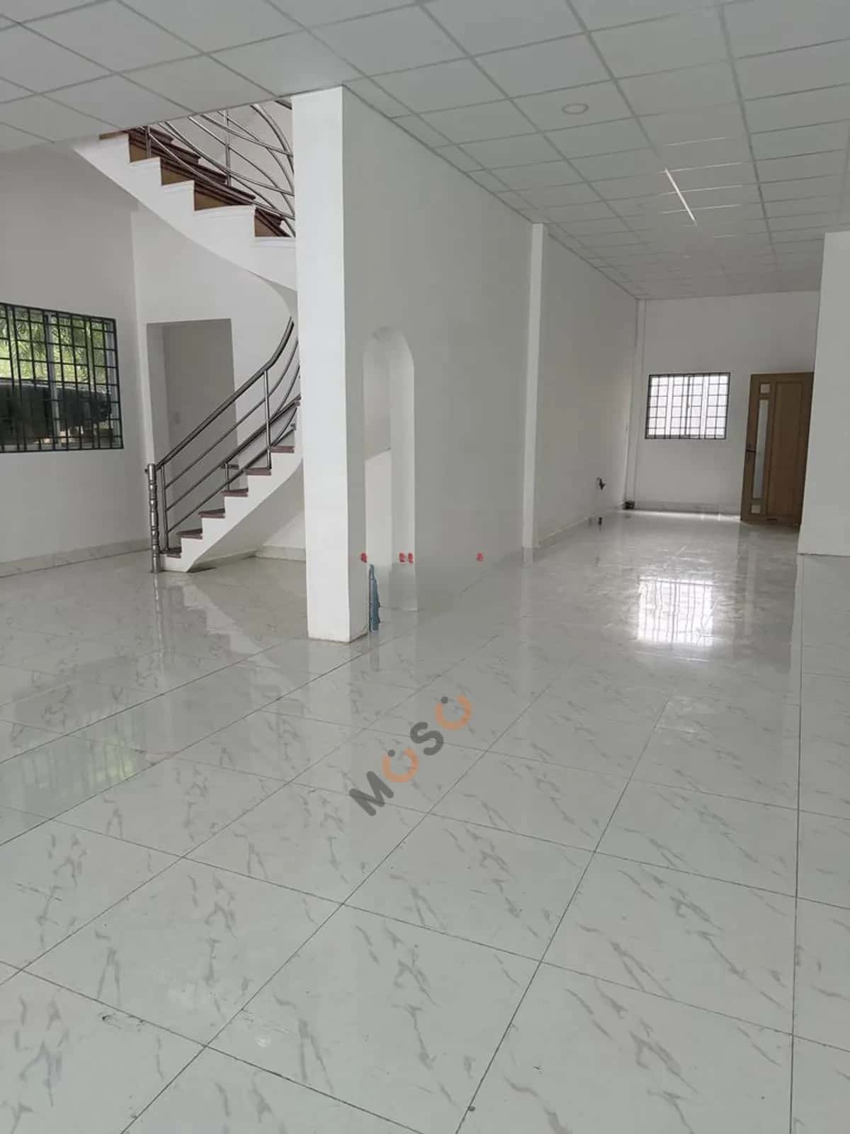 Cho thuê nhà mặt tiền Hoàng Diệu 2 Thủ Đức, TP.HCM – giá 88 triệu — Hình 2