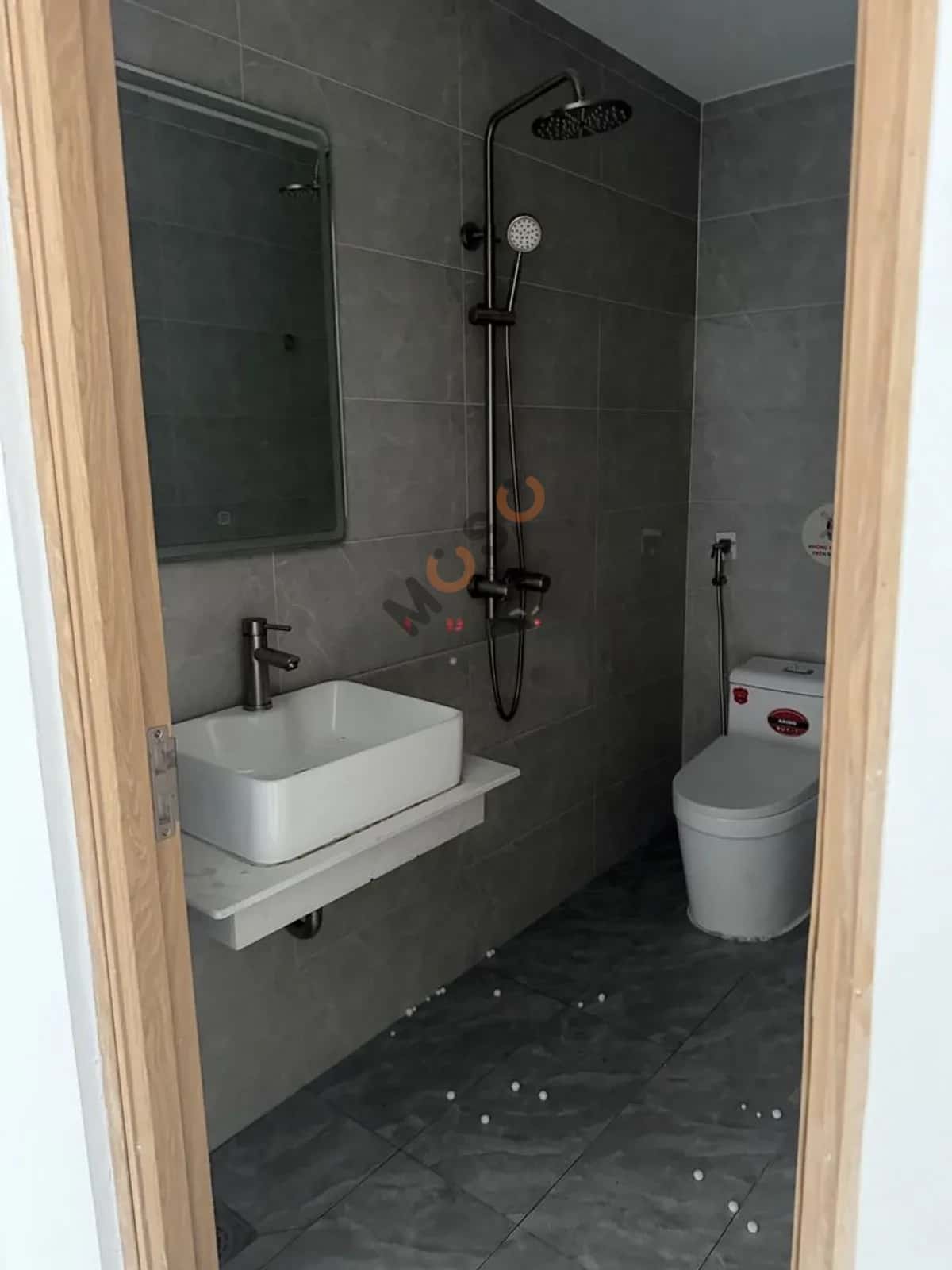 Cho thuê nhà mặt tiền Hoàng Diệu 2 Thủ Đức, TP.HCM – giá 88 triệu — Hình 3