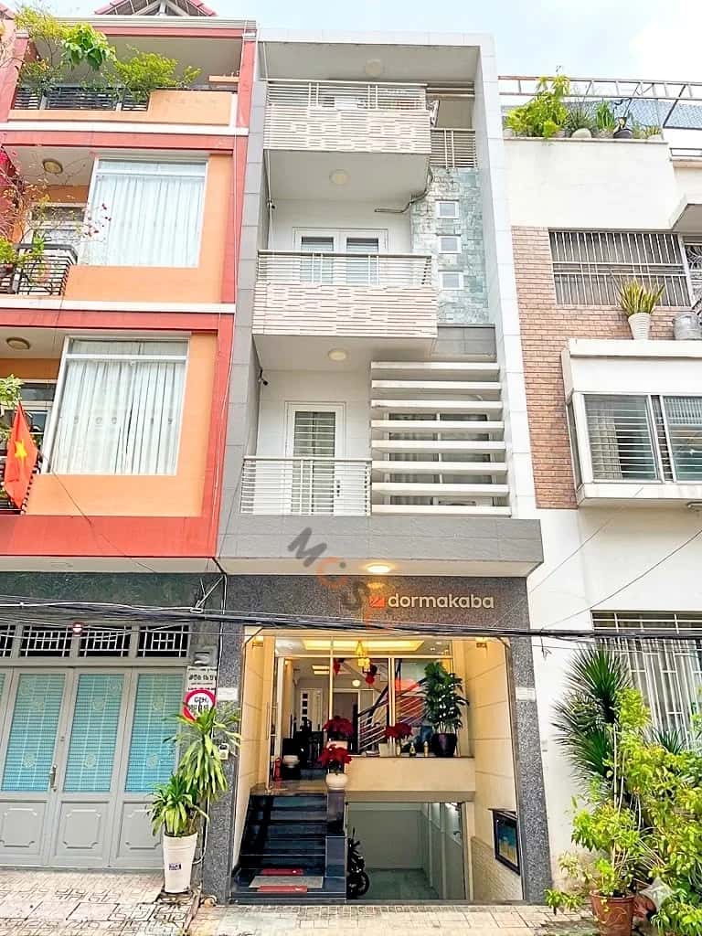Bán nhà mặt tiền Hoa Hồng Quận Phú Nhuận, TP.HCM – 4 phòng ngủ, giá 24.9 tỷ Bán nhà mặt tiền Hoa Hồng Quận Phú Nhuận, TP.HCM – 4 phòng ngủ, giá 24.9 tỷ