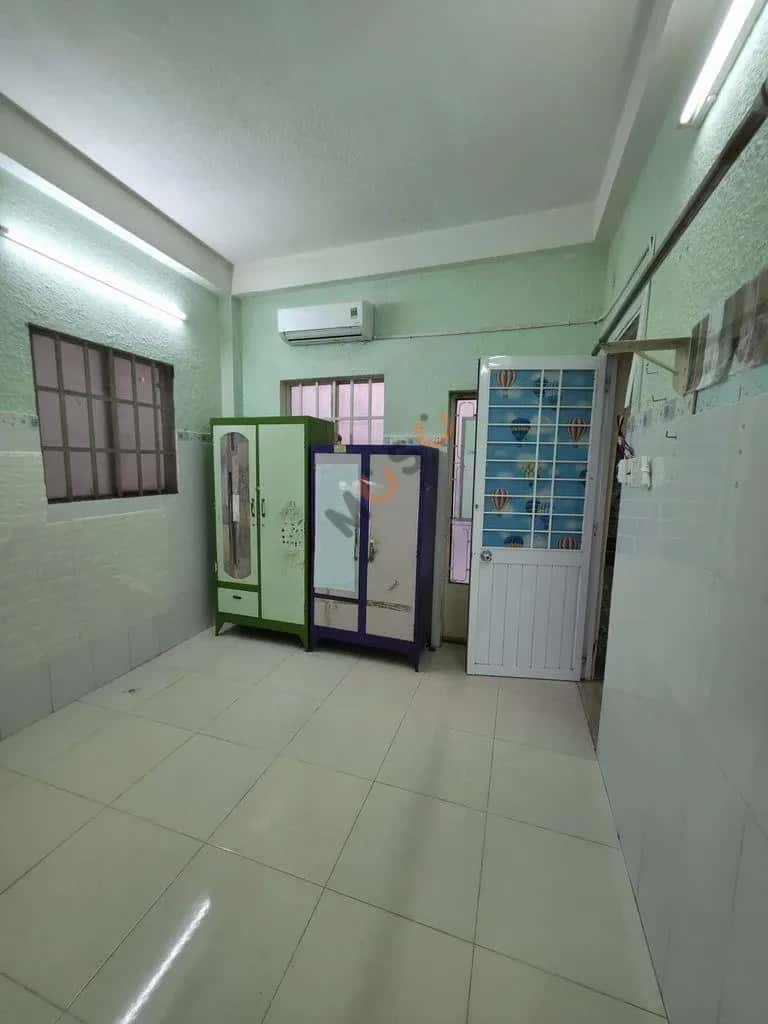 Cho thuê nhà mặt tiền Thoại Ngọc Hầu Quận Tân Phú, TP.HCM – giá 5 triệu — Hình 2