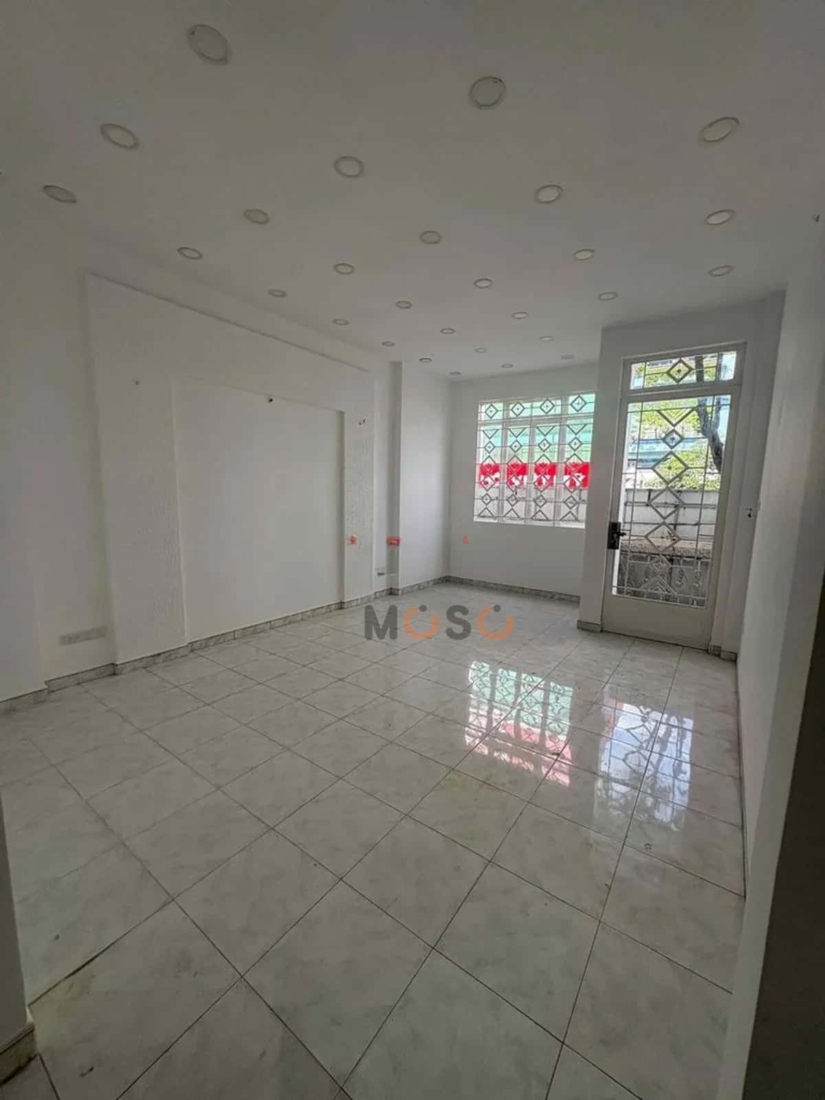 Cho thuê nhà mặt tiền Khánh Hội Quận 4, TP.HCM – 5 phòng ngủ, giá 70 triệu — Hình 3 Cho thuê nhà mặt tiền Khánh Hội Quận 4, TP.HCM – 5 phòng ngủ, giá 70 triệu — Hình 3