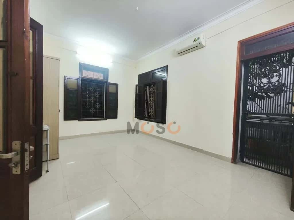 Cho thuê nhà hẻm Quận Ba Đình, Hà Nội – 2 phòng ngủ, giá 12.5 triệu — Hình 2 Cho thuê nhà hẻm Quận Ba Đình, Hà Nội – 2 phòng ngủ, giá 12.5 triệu — Hình 2