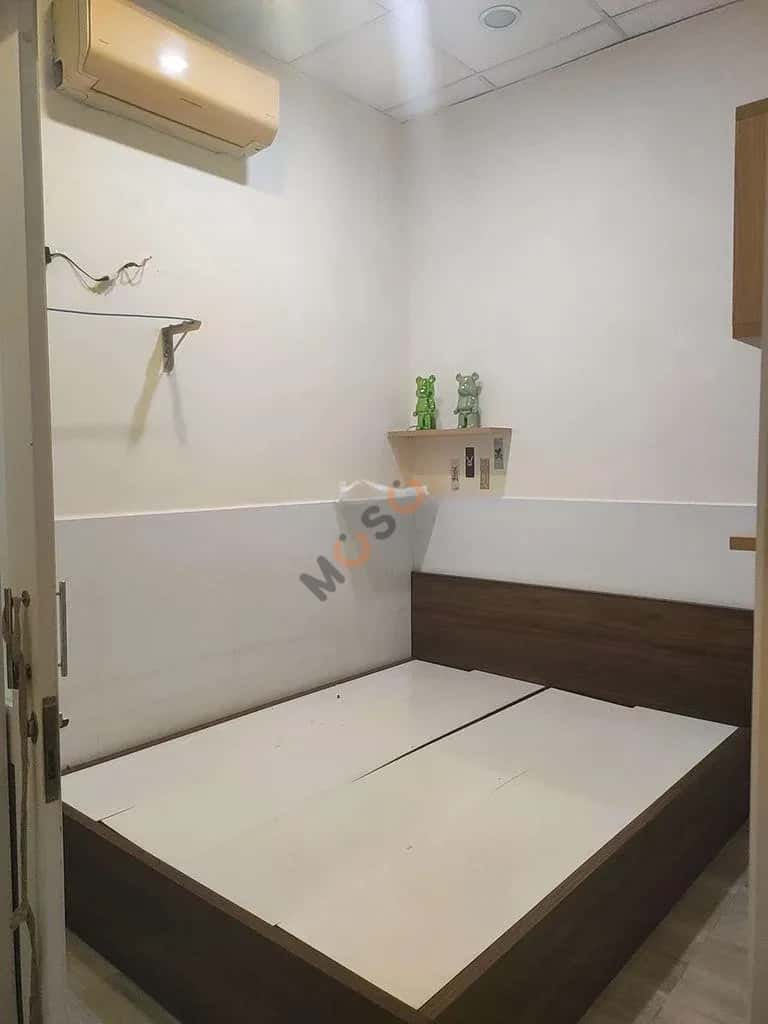 Cho thuê nhà hẻm Đường Đoàn Văn Bơ Quận 4, TP.HCM – 3 phòng ngủ, giá 12 triệu — Hình 3