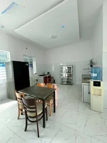 Cho thuê nhà hẻm Nguyễn Thị Định Bến Tre, Bến Tre – 3 phòng ngủ, giá 13 triệu — Hình 2 Cho thuê nhà hẻm Nguyễn Thị Định Bến Tre, Bến Tre – 3 phòng ngủ, giá 13 triệu — Hình 2