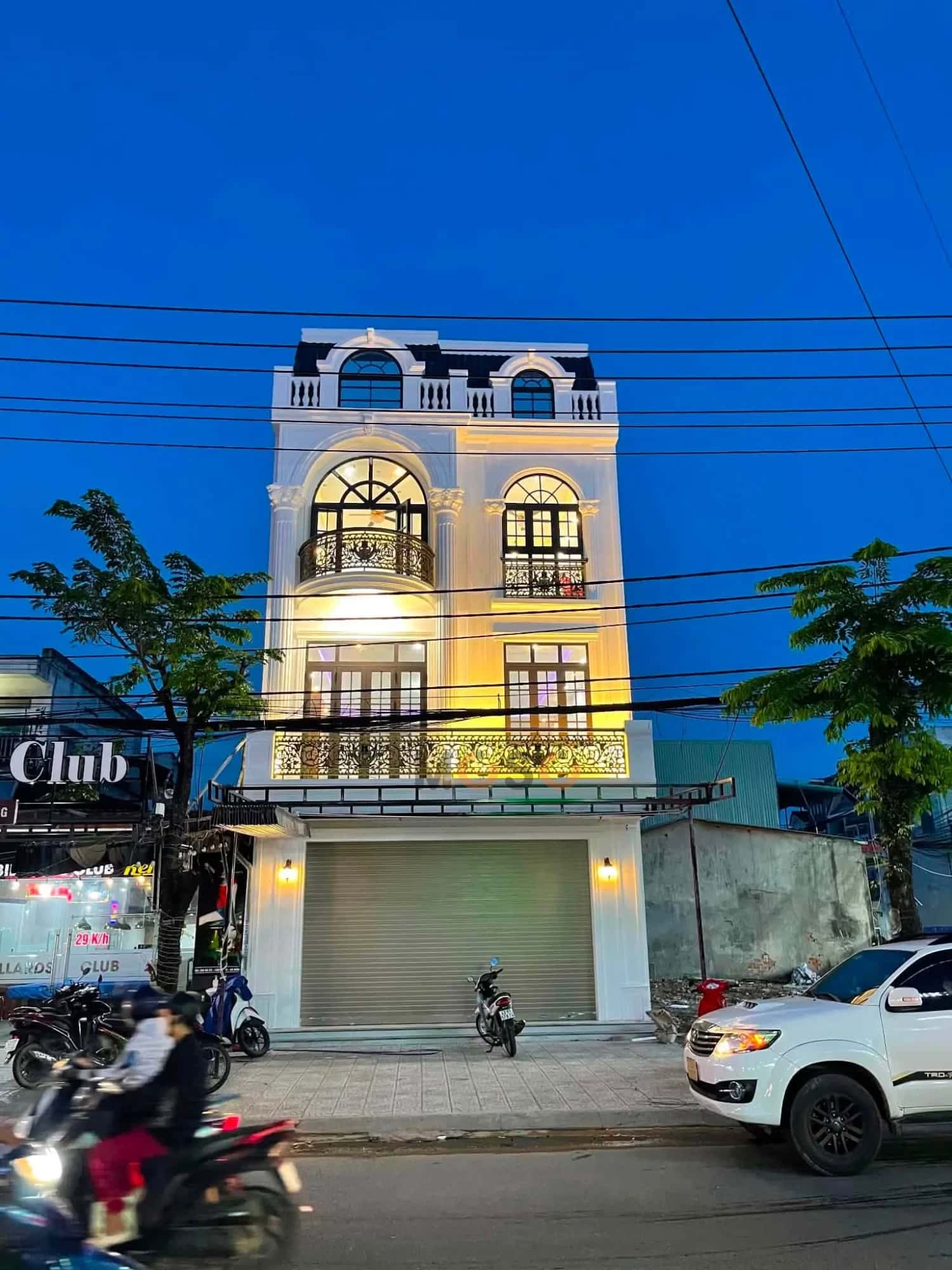 Bán nhà mặt tiền Âu Cơ Quận Liên Chiểu, TP. Đà Nẵng – 1 phòng ngủ, giá 13.2 tỷ