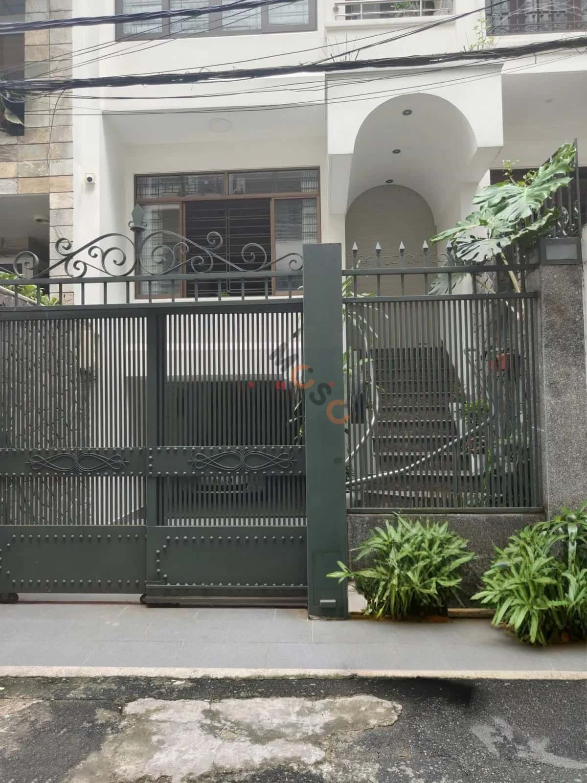 Cho thuê nhà hẻm Nguyễn Văn Thủ Quận 1, TP.HCM – 9 phòng ngủ, giá 90 triệu — Hình 2