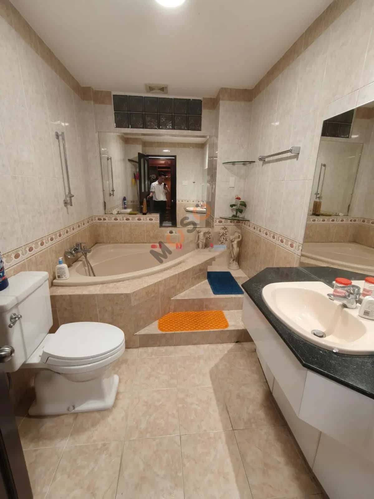Cho thuê nhà hẻm Nguyễn Văn Thủ Quận 1, TP.HCM – 9 phòng ngủ, giá 90 triệu — Hình 3