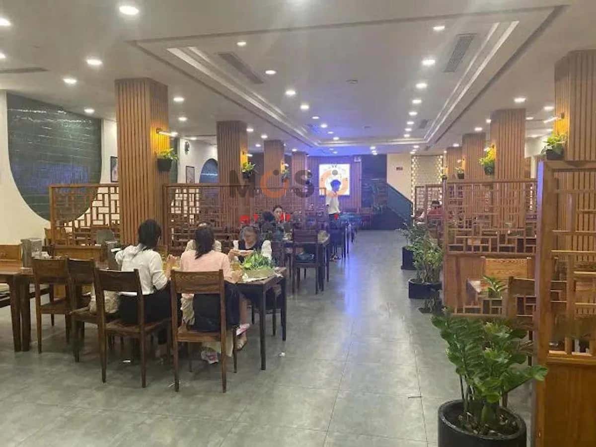 Cho thuê nhà mặt tiền Hồng Lạc Quận Tân Bình, TP.HCM – giá 70 triệu — Hình 3