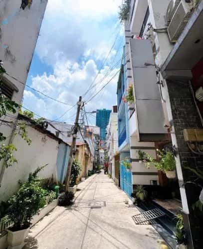 Cho thuê căn hộ chung cư Cô Bắc Quận 1, TP.HCM – 16 phòng ngủ, giá 70 triệu — Hình 2