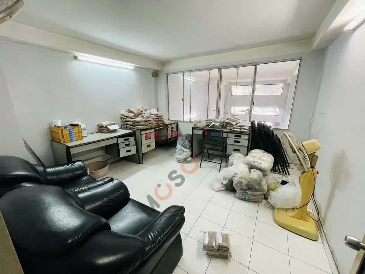 Cho thuê nhà mặt tiền Nguyễn Cư Trinh Quận 1, TP.HCM – 6 phòng ngủ, giá 70 triệu — Hình 2