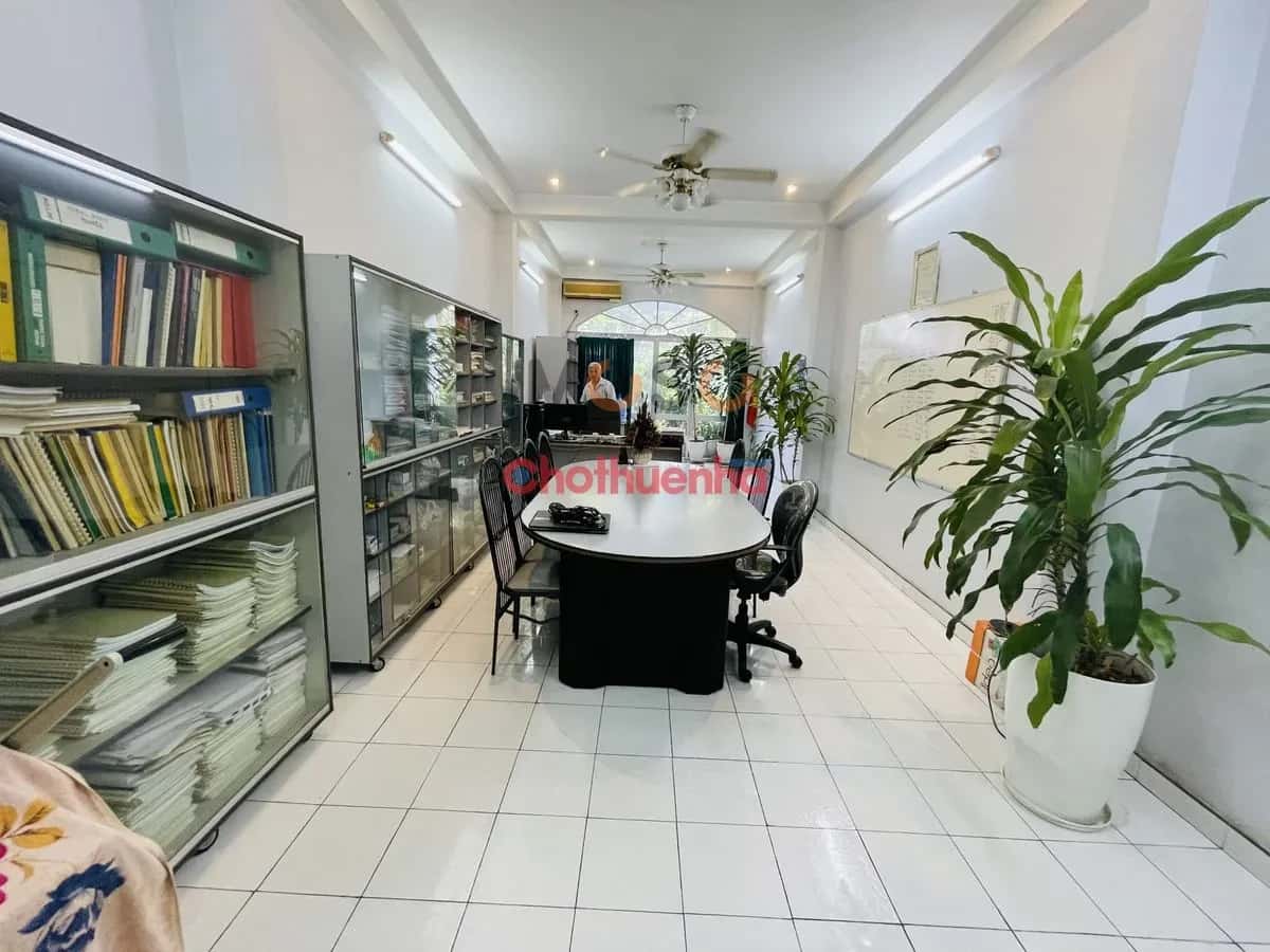 Cho thuê nhà mặt tiền Nguyễn Cư Trinh Quận 1, TP.HCM – 6 phòng ngủ, giá 70 triệu — Hình 3