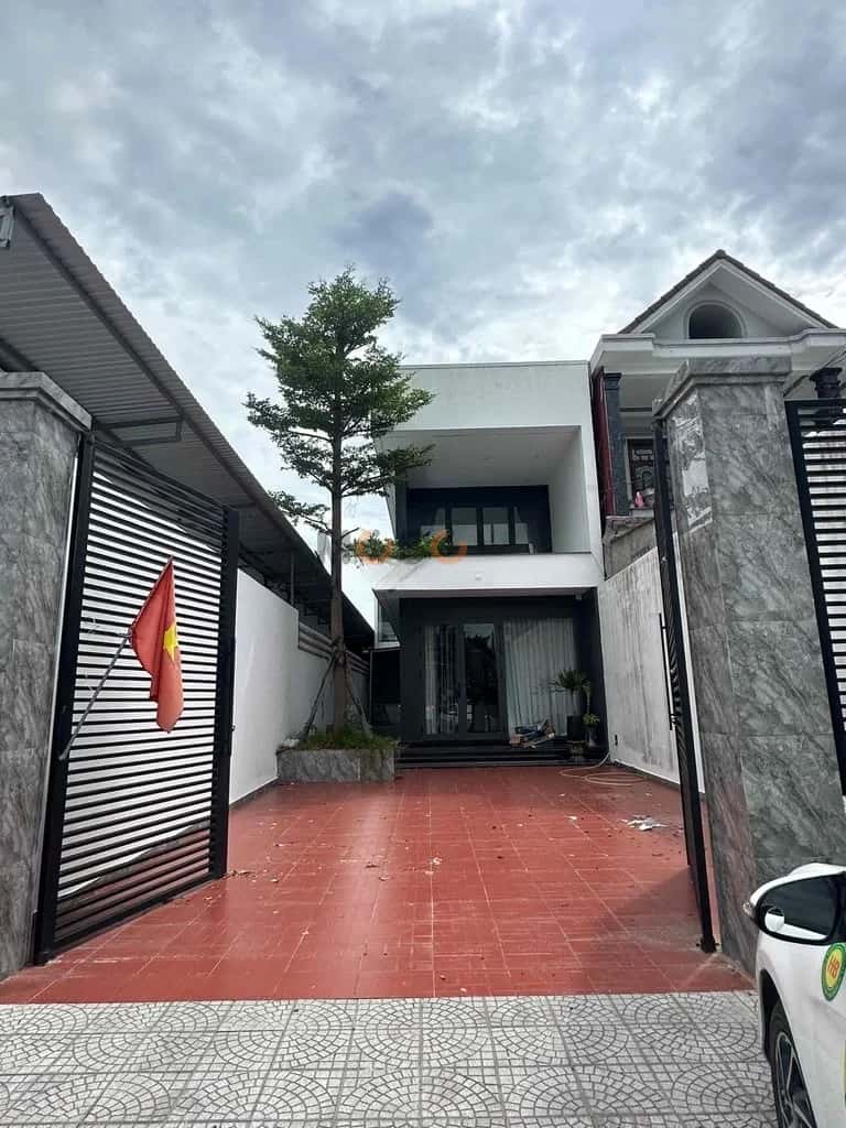 Bán nhà mặt tiền Nguyễn Tất Thành Thị xã Hương Thủy, TP. Huế – 6 phòng ngủ, giá 14 tỷ — Hình 2 Bán nhà mặt tiền Nguyễn Tất Thành Thị xã Hương Thủy, TP. Huế – 6 phòng ngủ, giá 14 tỷ — Hình 2