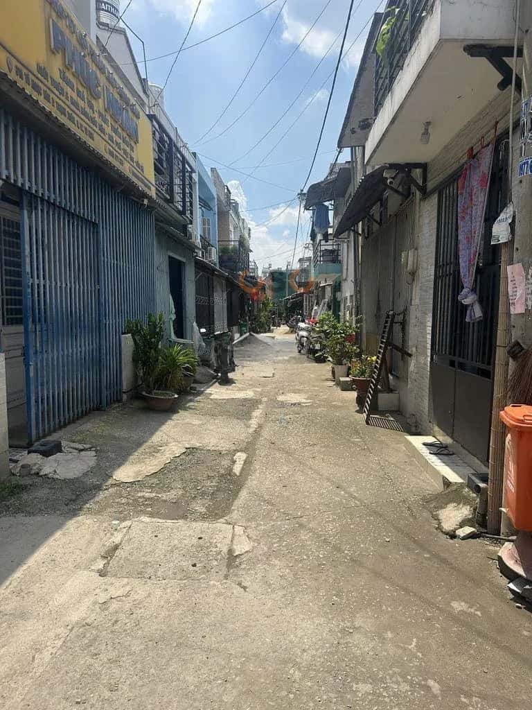 Cho thuê nhà hẻm TX22 Quận 12, TP.HCM – 2 phòng ngủ, giá 6 triệu