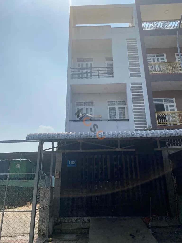 Cho thuê nhà hẻm Quản Trọng Linh Quận 8, TP.HCM – 4 phòng ngủ, giá 12 triệu Cho thuê nhà hẻm Quản Trọng Linh Quận 8, TP.HCM – 4 phòng ngủ, giá 12 triệu