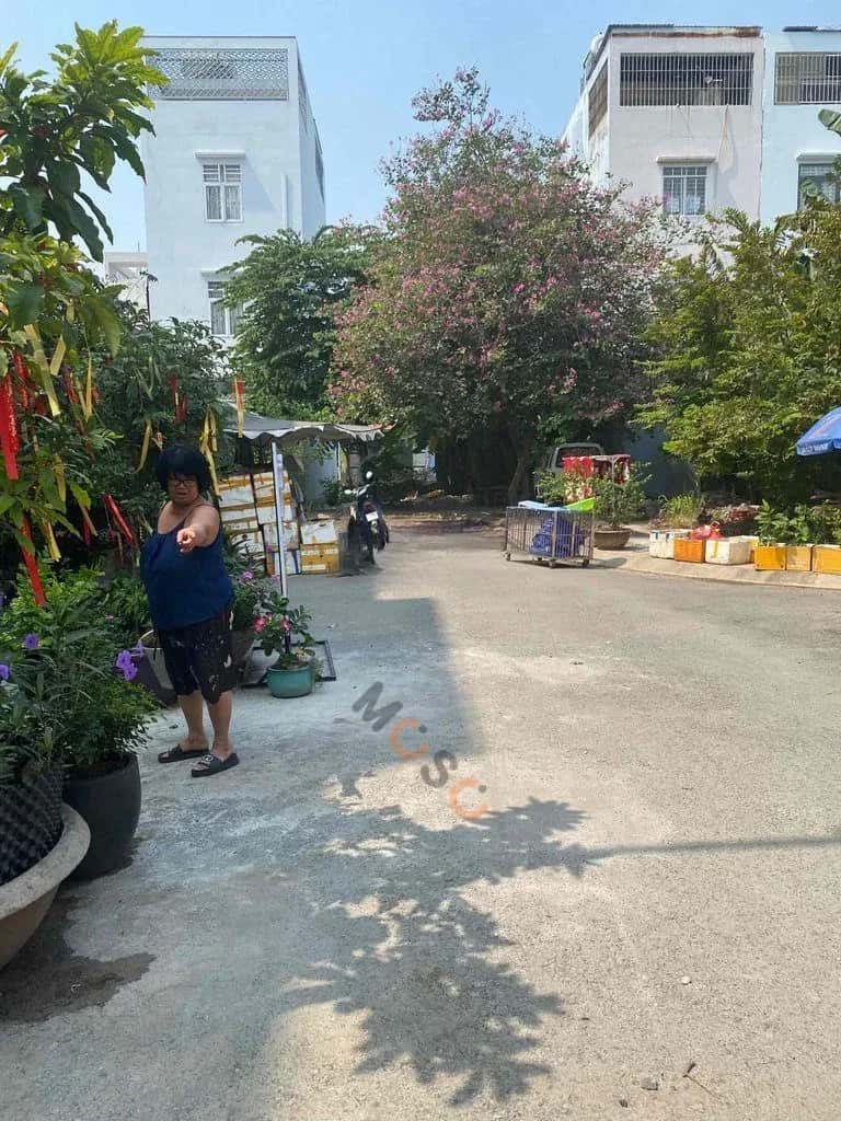 Cho thuê nhà hẻm Quản Trọng Linh Quận 8, TP.HCM – 4 phòng ngủ, giá 12 triệu — Hình 2 Cho thuê nhà hẻm Quản Trọng Linh Quận 8, TP.HCM – 4 phòng ngủ, giá 12 triệu — Hình 2