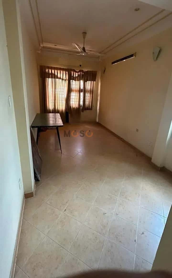 Cho thuê nhà hẻm Cách Mạng Tháng Tám Quận 10, TP.HCM – 6 phòng ngủ, giá 35 triệu — Hình 3 Cho thuê nhà hẻm Cách Mạng Tháng Tám Quận 10, TP.HCM – 6 phòng ngủ, giá 35 triệu — Hình 3