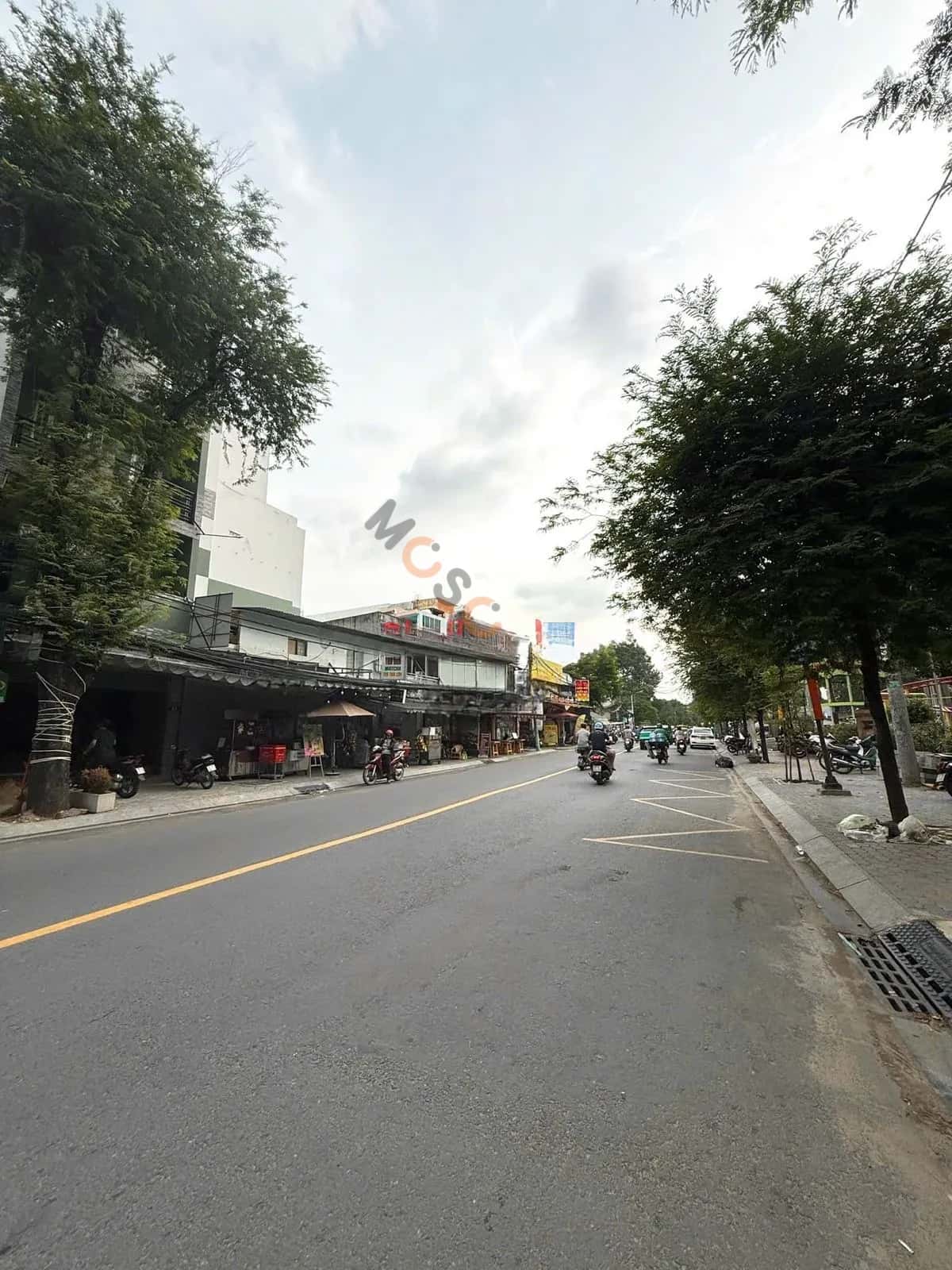 Cho thuê nhà hẻm Đồng Nai Quận 10, TP.HCM – 10 phòng ngủ, giá 50 triệu — Hình 3