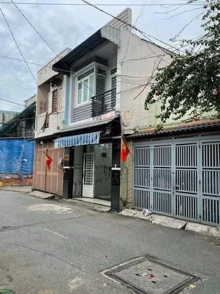 Bán nhà mặt tiền đường quản trọng linh Quận 8, TP.HCM – 3 phòng ngủ, giá 1.4 tỷ — Hình 2 Bán nhà mặt tiền đường quản trọng linh Quận 8, TP.HCM – 3 phòng ngủ, giá 1.4 tỷ — Hình 2