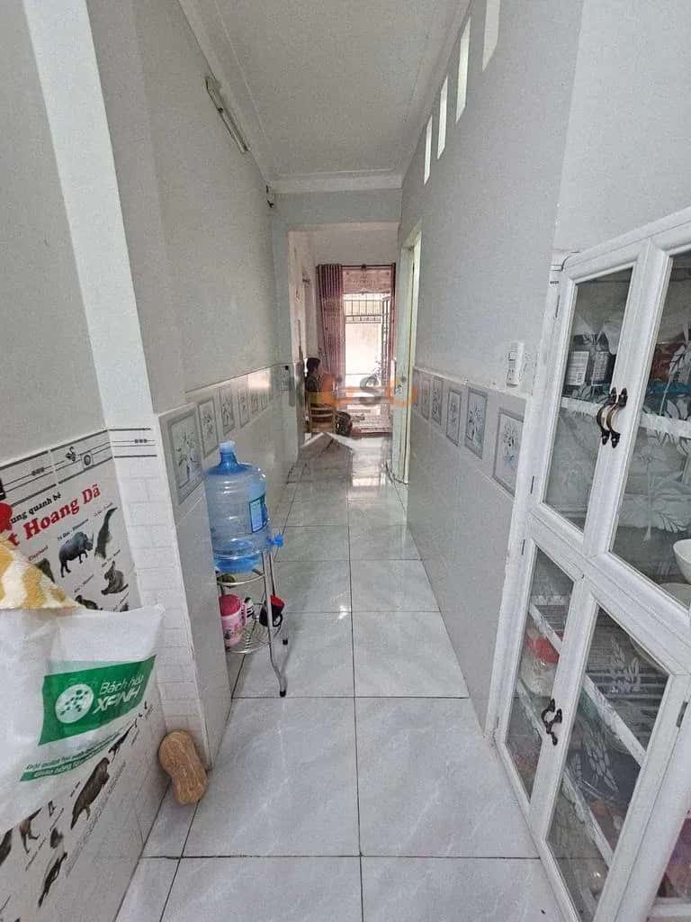 Cho thuê nhà hẻm Tân An Dĩ An, Bình Dương – 2 phòng ngủ, giá 5 triệu — Hình 3 Cho thuê nhà hẻm Tân An Dĩ An, Bình Dương – 2 phòng ngủ, giá 5 triệu — Hình 3