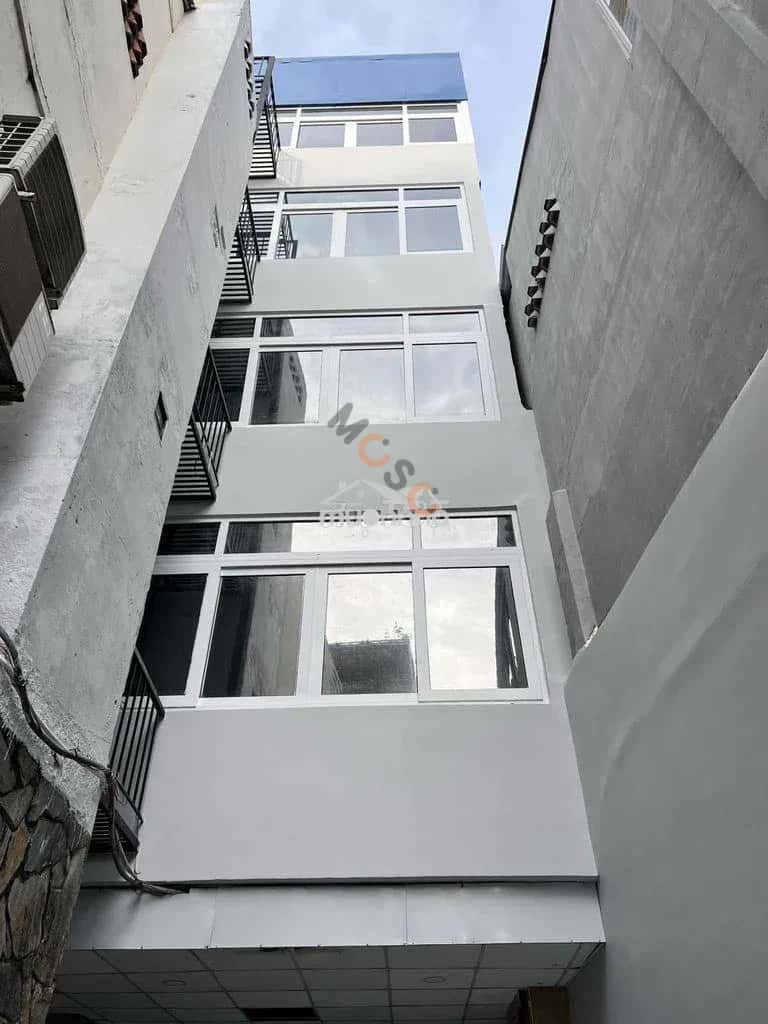 Cho thuê văn phòng Đường Trương Quốc Dung Quận Phú Nhuận, TP.HCM – giá 150 triệu — Hình 3