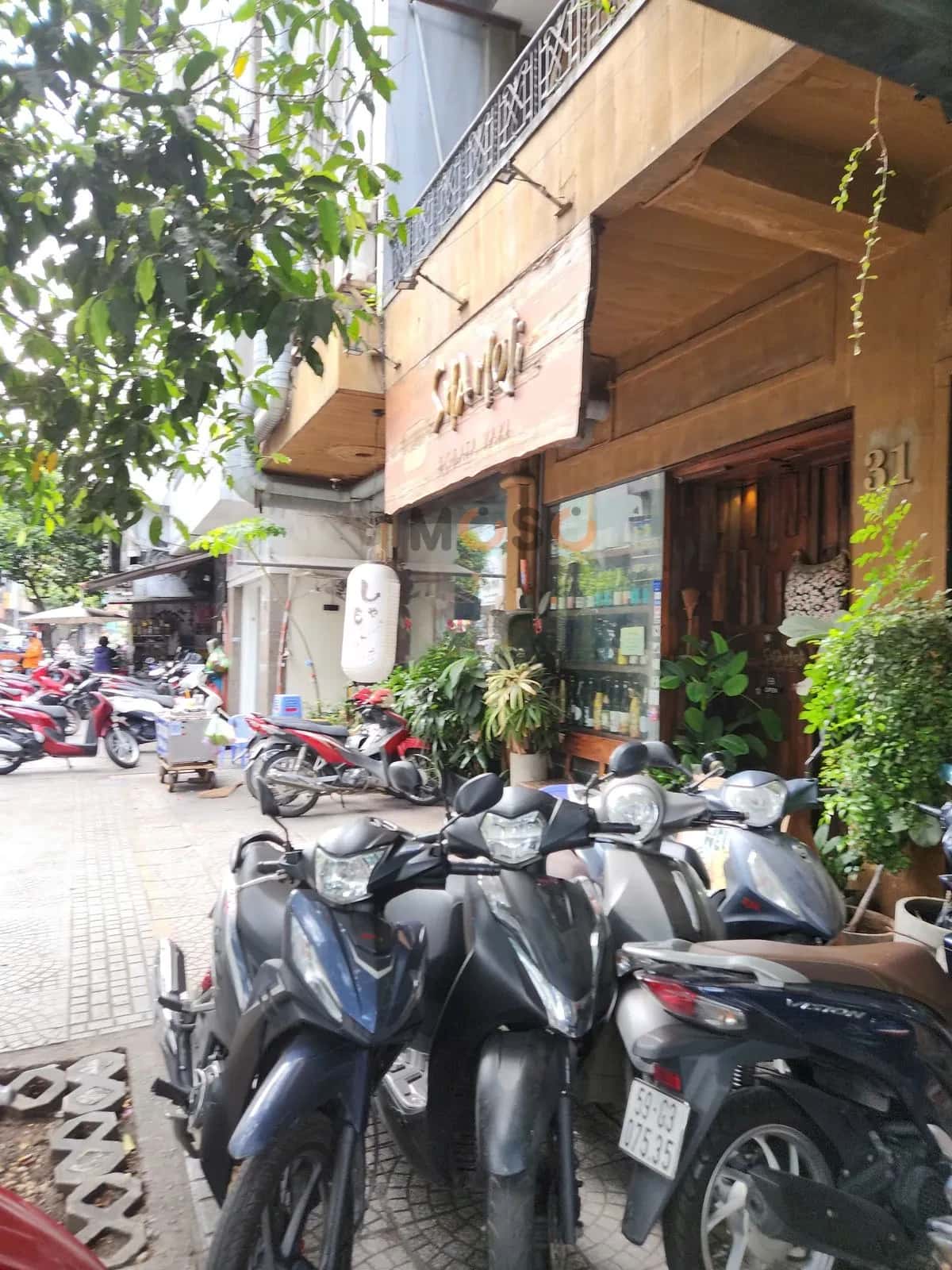 Cho thuê nhà mặt tiền Đường Lê Thị Riêng Quận 1, TP.HCM – giá 130 triệu — Hình 3