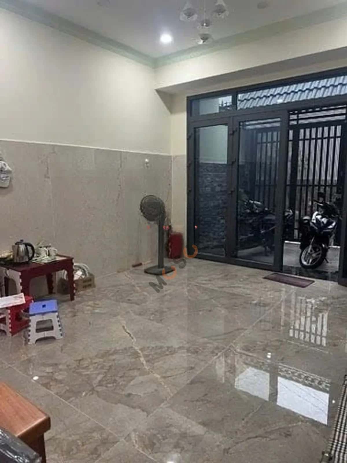 Cho thuê nhà hẻm Lạc Long Quân Tân Bình, TP.HCM – 4 phòng ngủ, giá 25 triệu