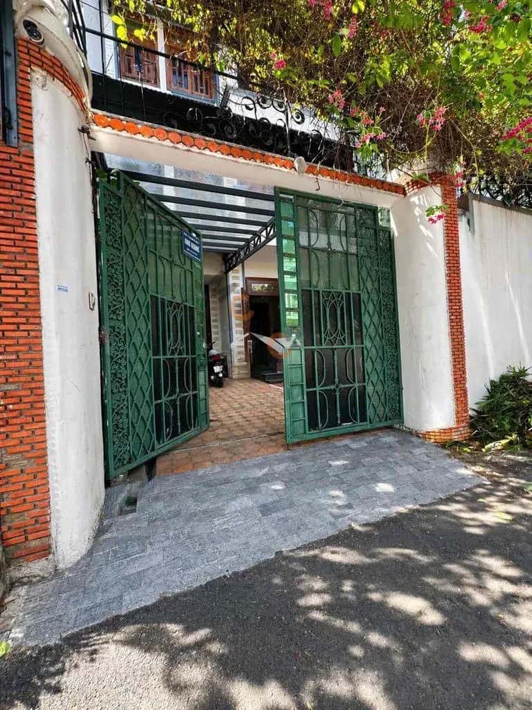 Cho thuê nhà hẻm Lê Quang Định Quận Bình Thạnh, TP.HCM – 5 phòng ngủ, giá 45 triệu — Hình 2 Cho thuê nhà hẻm Lê Quang Định Quận Bình Thạnh, TP.HCM – 5 phòng ngủ, giá 45 triệu — Hình 2