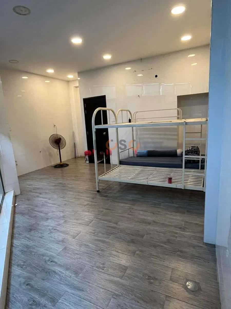 Cho thuê nhà mặt tiền Phạm Văn Đồng Gò Vấp, TP.HCM – 6 phòng ngủ, giá 35 triệu — Hình 3