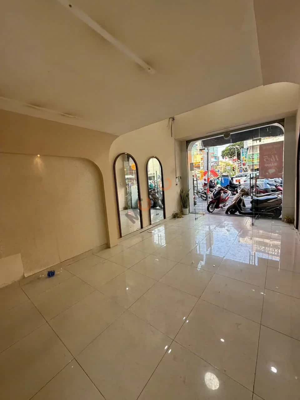 Cho thuê nhà hẻm Phan Đăng Lưu Quận Phú Nhuận, TP.HCM – 4 phòng ngủ, giá 36 triệu — Hình 3 Cho thuê nhà hẻm Phan Đăng Lưu Quận Phú Nhuận, TP.HCM – 4 phòng ngủ, giá 36 triệu — Hình 3