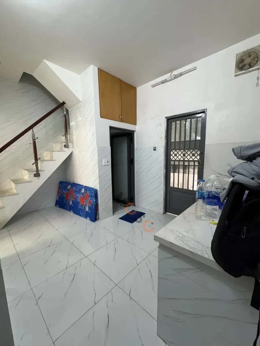Cho thuê nhà hẻm Tôn Đản Quận 4, TP.HCM – 2 phòng ngủ, giá 9 triệu — Hình 2